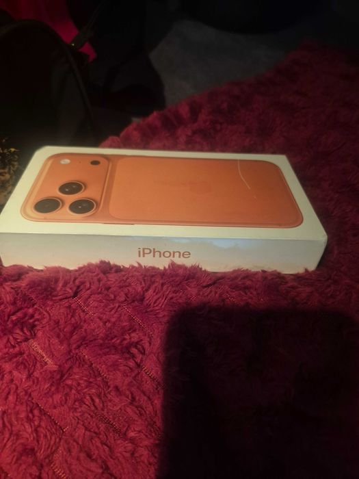 Nowy Iphone 17pro Max