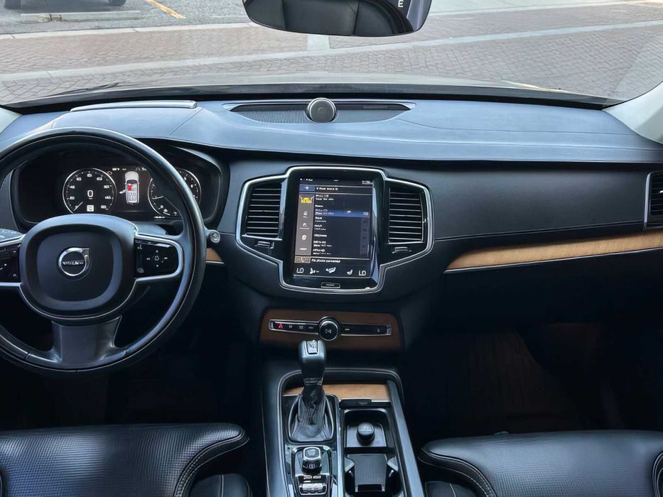 Volvo XC90 T6 Inscription      2019