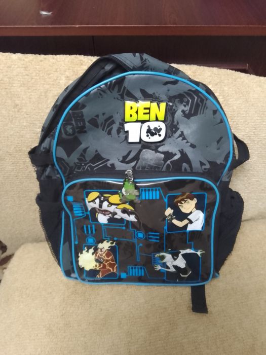 Рюкзак шкільний в хорошому стані