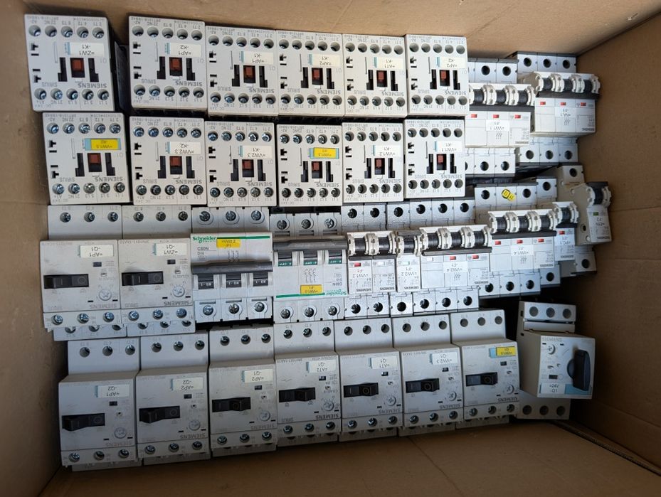 Moduły BECKHOFF PLC KL1104 kl2404 KL1002