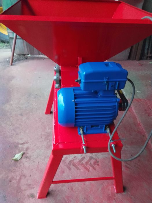 Gniotownik do zboża śrutownik