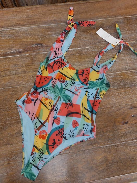 Strój kąpielowy jednoczęściowy