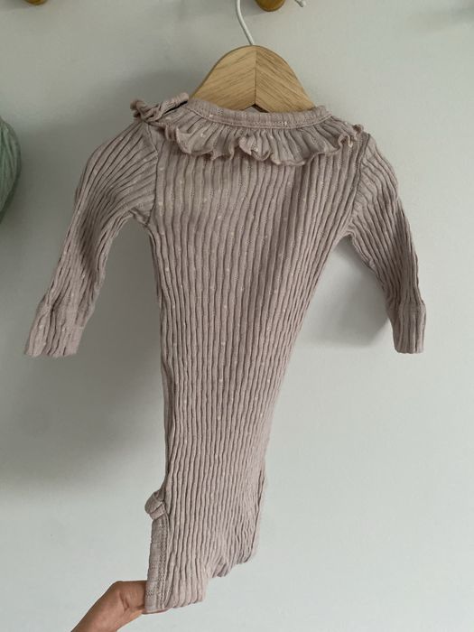 Body liliowe prążkowane lil’ atelier 56 kropki kremowe jak newbie