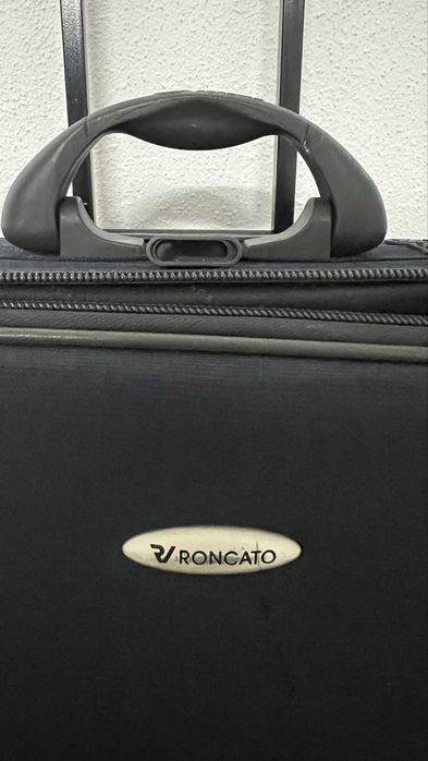 Mala viagem grande de porao da marca roncato