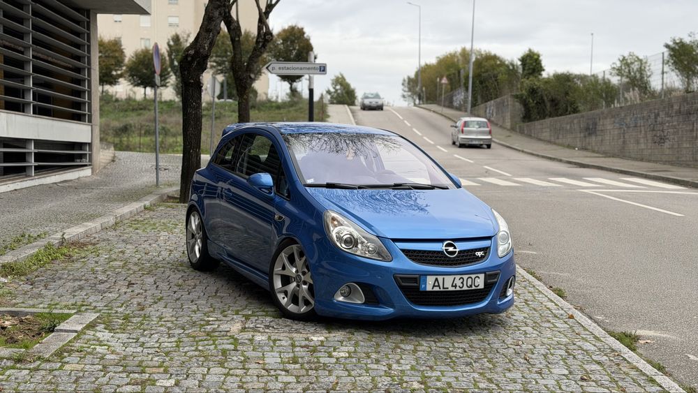 Opel Corsa 1.6T  192cv