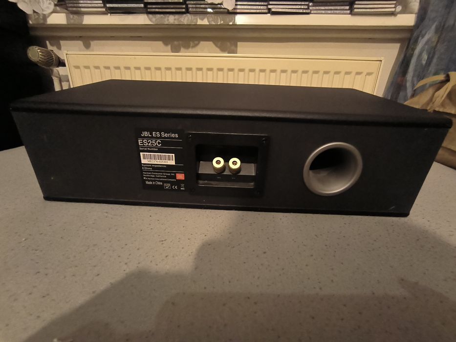 Głośnik centralny JBL ES25C