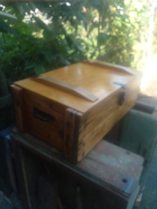 Сундук деревянный