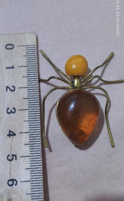 Брошь янтарь,бурштин,винтаж