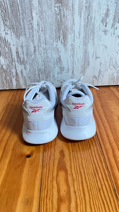 Sapatilhas Reebok brancas – Tamanho 43