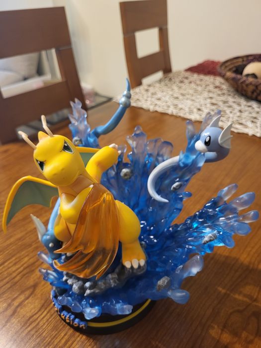 Estátua Pokemon Evolution Dragonite