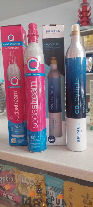 Wymiana butli SodaStream różowa  niebieska  cylinder nabój CO2