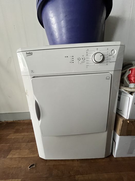 На запчастини  сушильна машина Beko DV 7120