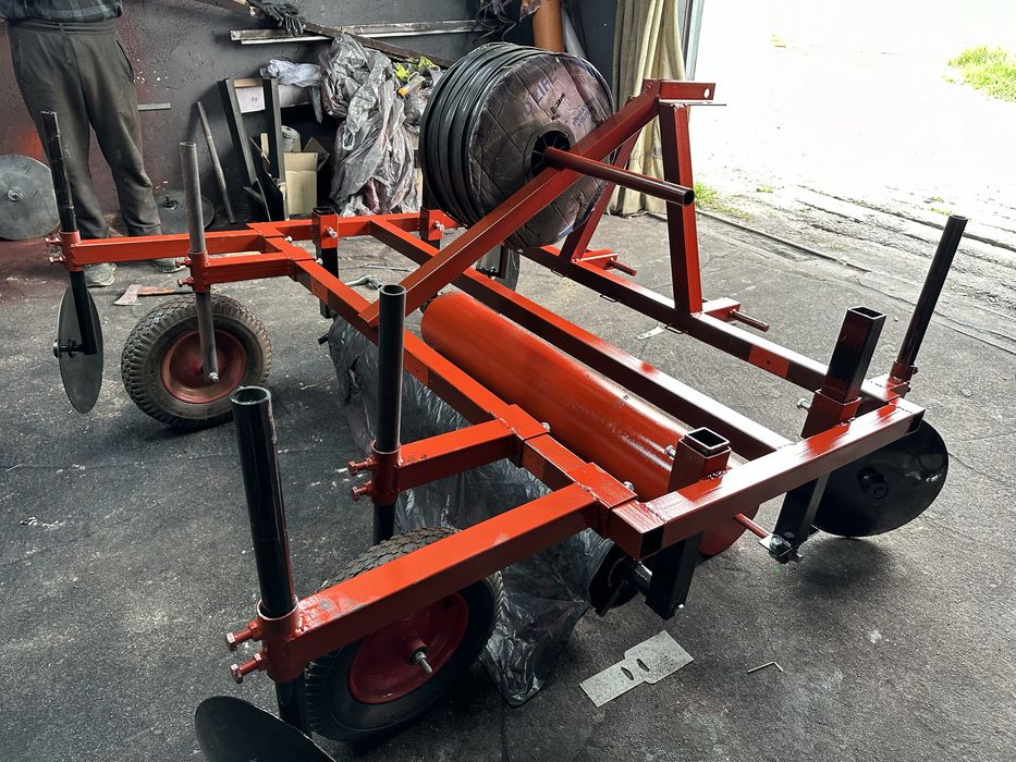 Грядообразователь пленкоукладчик Грядоутворювач Плівкоукладач