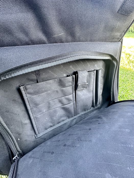 Walizka Desley z dodatkową torbą na laptopa