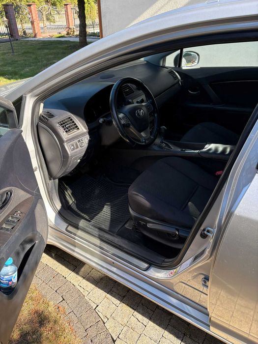 Toyota Avensis 2.2 D-4D 177KM • Salon PL • Sol Plus • Navi • Zadbany • Bez wkładu