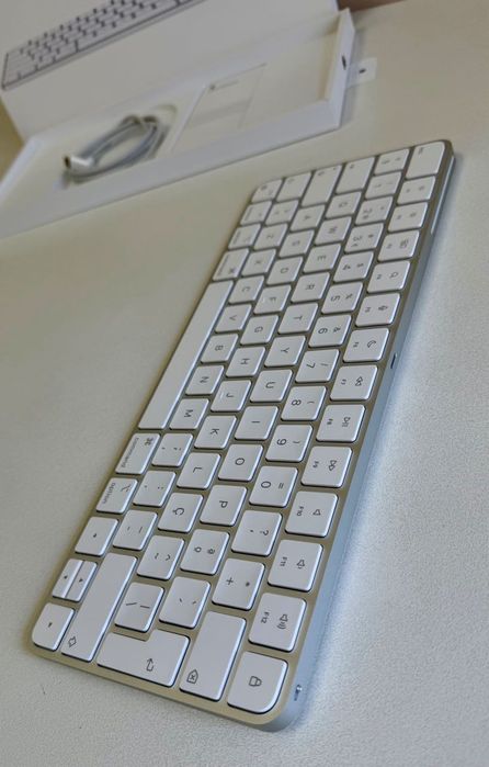 Teclado Apple Magic Keyboard - Modelo A2450514415697866280962