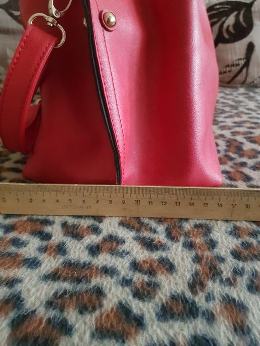 Женская сумка турецкий кож.зам. новая.