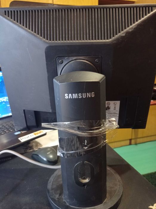 Монитор Samsung 740n 17"
