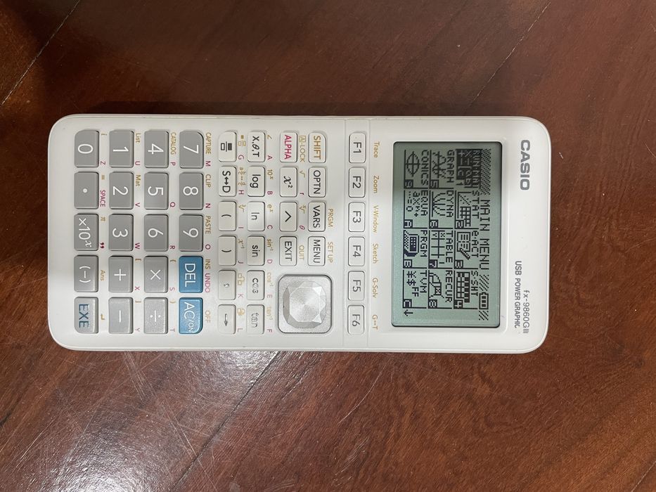 Casio Calculadora Gráfica FX-9860GIII – Como Nova