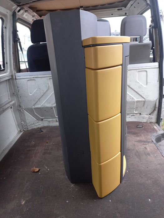 Piec wolnostojący marki Buderus 8 kw
