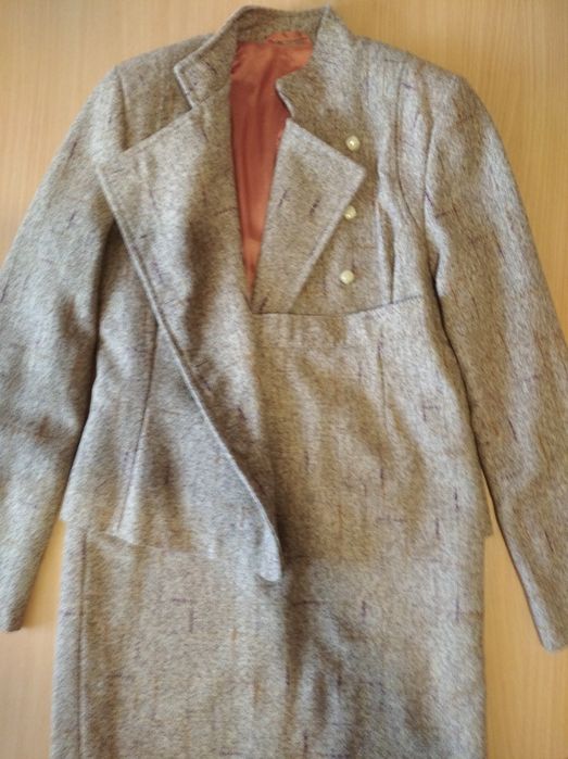 Костюм женский юбка классический XS,теплый