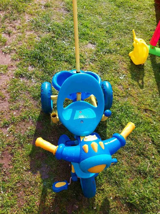 Велосипед з батьківською ручкою