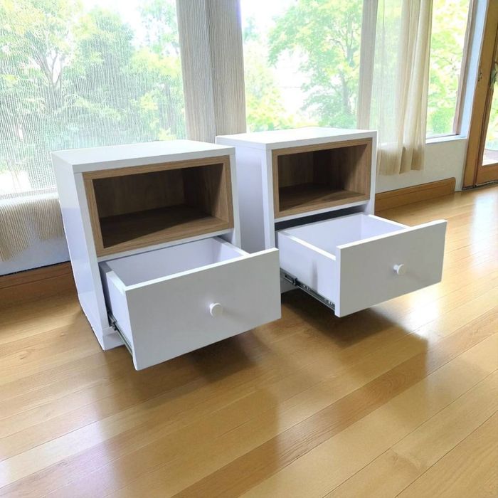 Тумби приліжкові