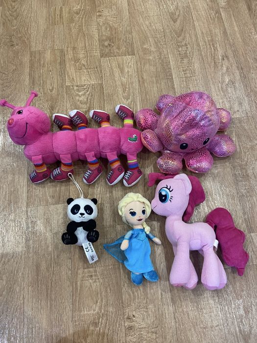 Мягкі іграшки дитячі поні єльза панда осміног гусениця