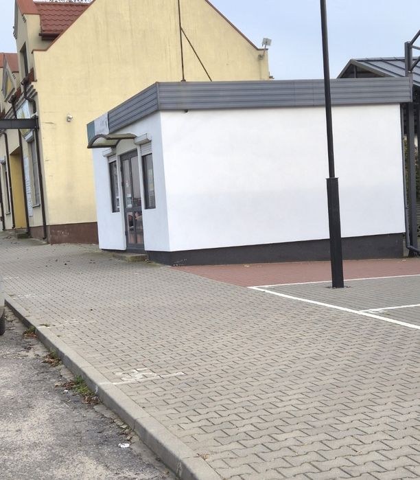 Budynek usługowy z wszystkimi mediami sprzedam