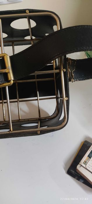 Porta garrafas antigo