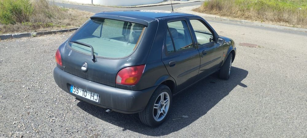 Ford Fiesta MK4 1.25 Negociável foto 4