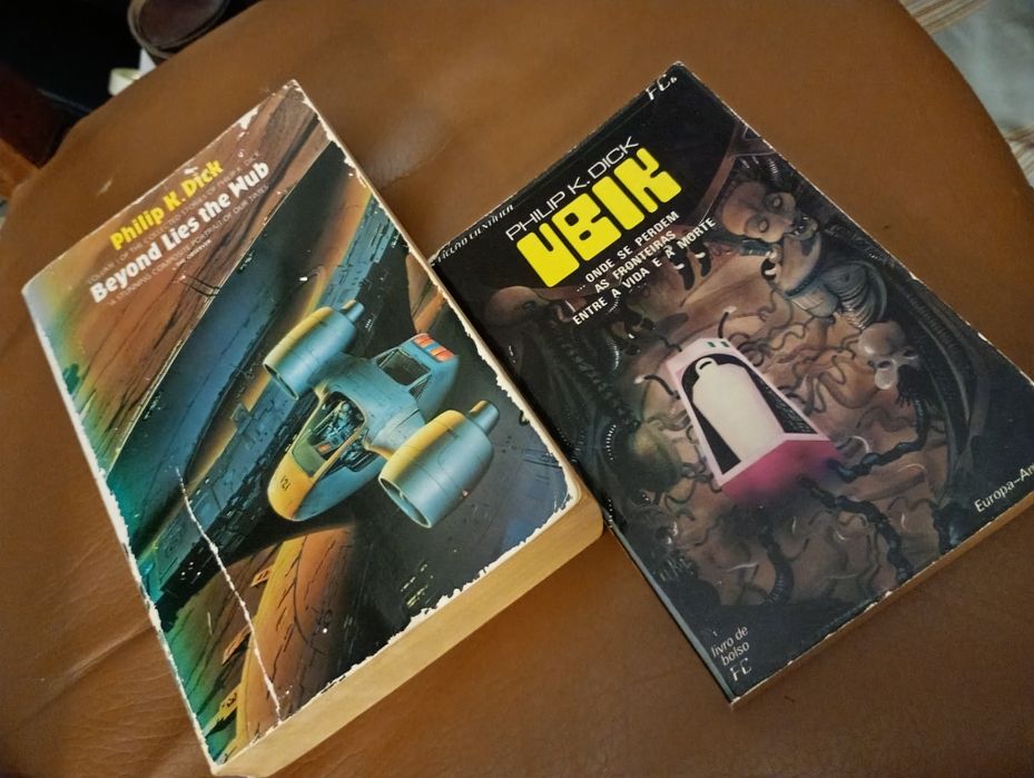 Beyond lies the wub-Volume I of the coletors stories  of Philip K.Dick-Ingles -Grafton-10E- Ubik- Philip K.Dick-E America-1 edition-7E ou 2-15EDesde2E
