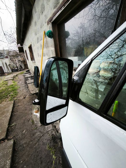 Двері передні (R) (L) MB Sprinter W906