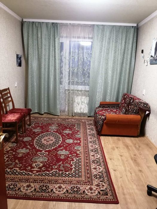 Підселення для жінки на Леваневського