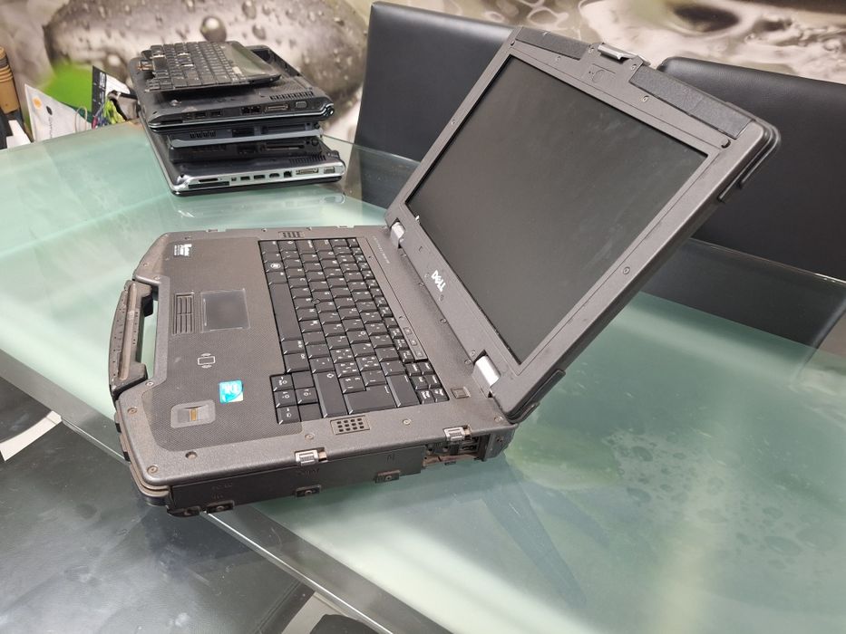 DELL LATITUDE  XFR E6400 Rugged a funcionar