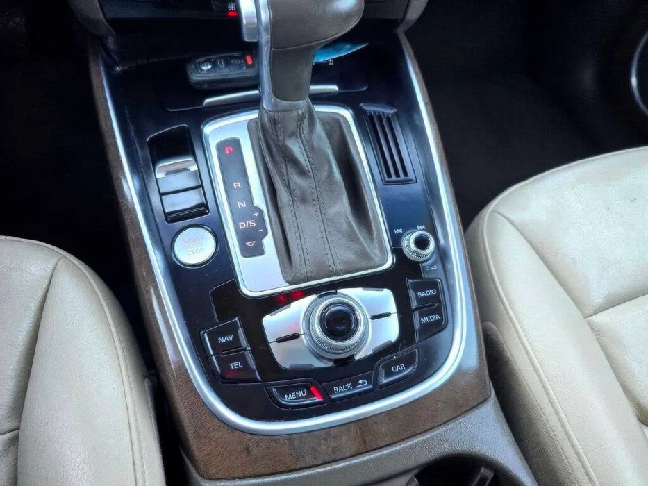 Audi Q5 quattro Premium Plus      2016