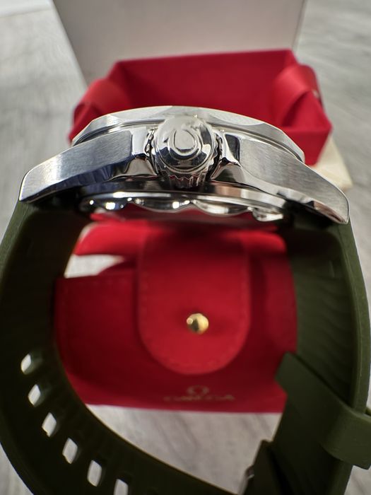 Omega Seamaster Diver 300M Master Co-Axial 42