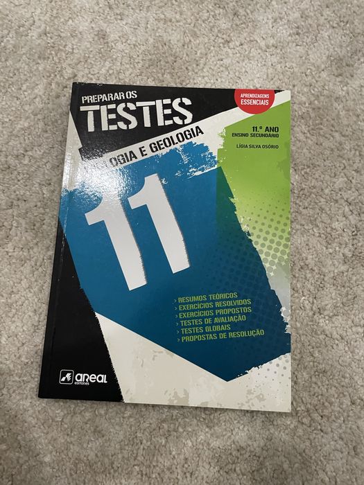 Livro preparar os testes 11ºano
