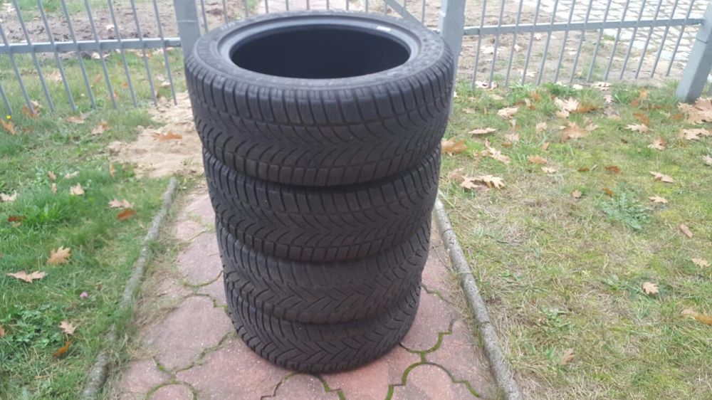 Sprzedam Komplety Opon  Letnich Dunlop 225/55/17,205/60/195/55/R16;15,