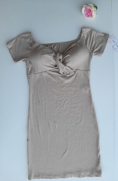 Vestidos justos NOVOS