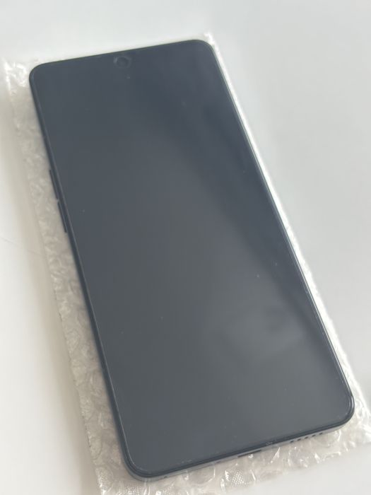 Oppo reno 8 5g не включается