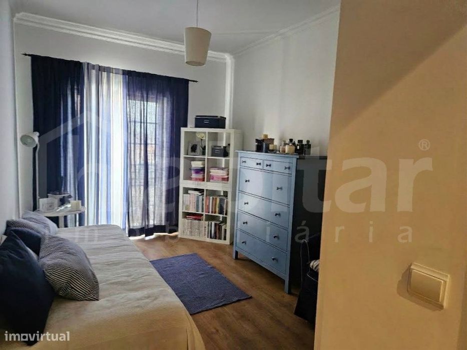 Apartamento T3 com 147 m², varandas, estacionamento e arrecadação