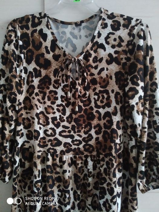 Sukienka w panterkę