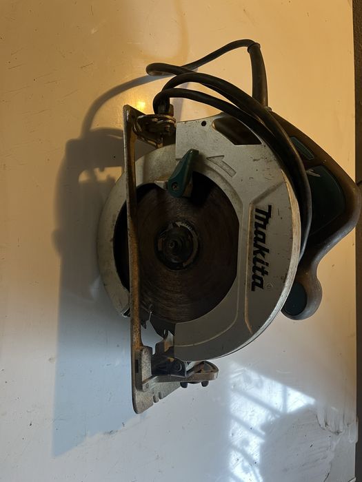 Makita HS7601 piła tarczowa