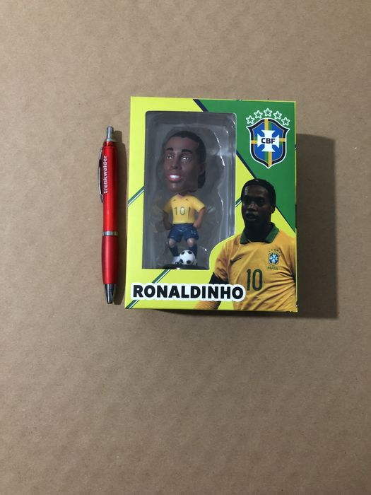 Figuras das Ronaldo,Messi,Ronaldinho,Holland da boa qualidade.