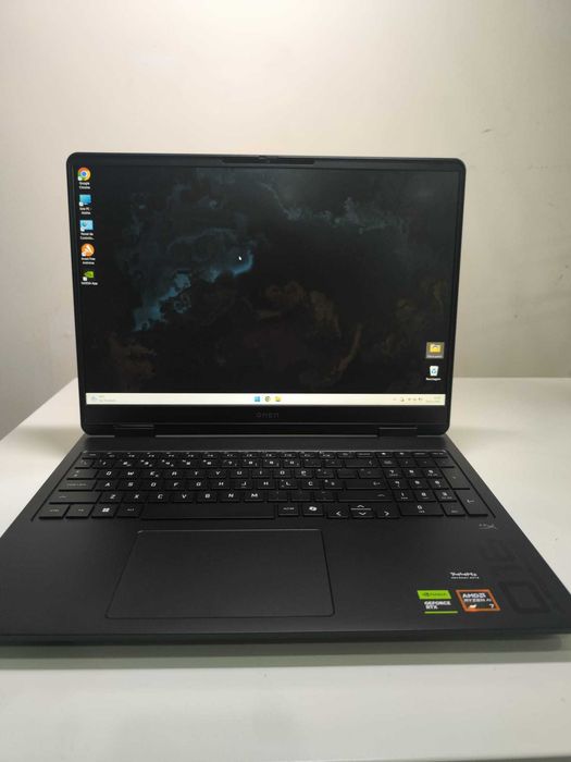 VENDO PORTATIL NOVO HP OMEN Gaming Ryzen AI 7 | 32GB | 144Hz