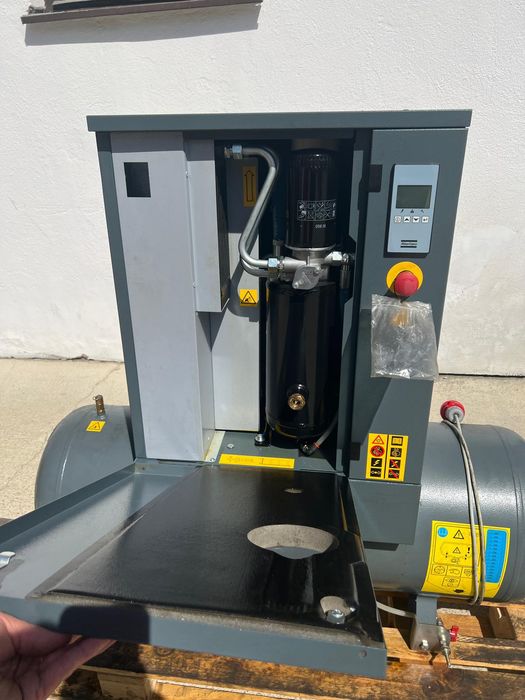Sprężarka śrubowa atlas copco G2