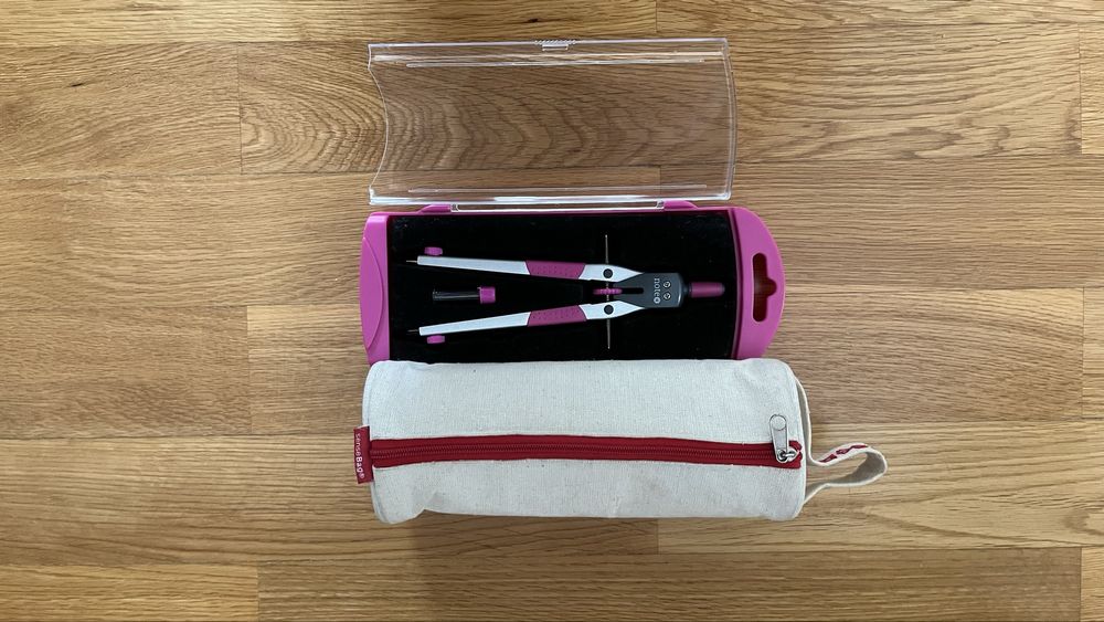 Materiais de artes visuais