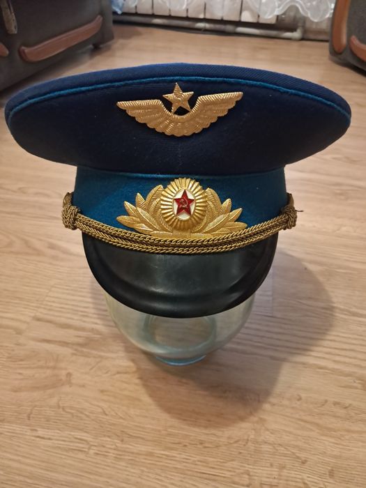 Старовинний кашкет офіцерський військового льотчика