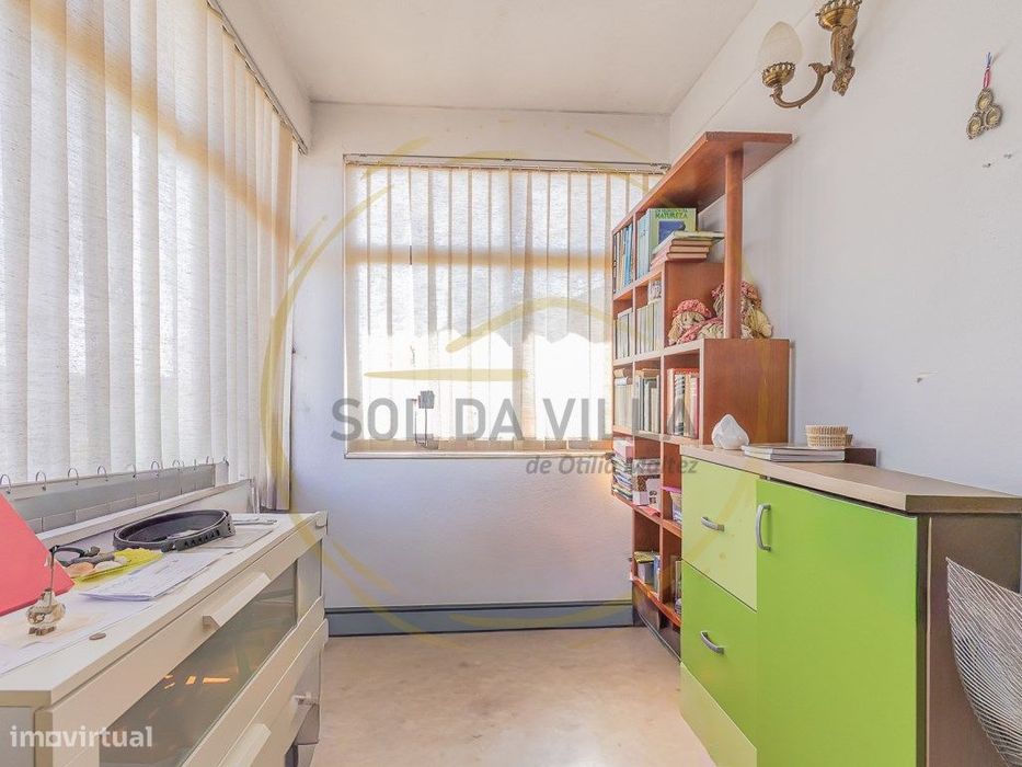 Moradia isolada T4 + T3 com garagem - Porto Salvo, Oeiras - 519.000€